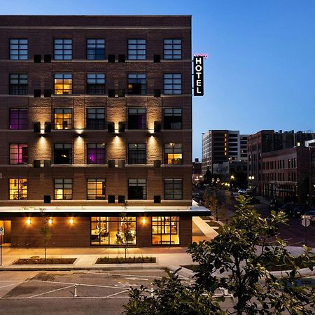 Hotel Moxy Omaha Downtown Extérieur photo