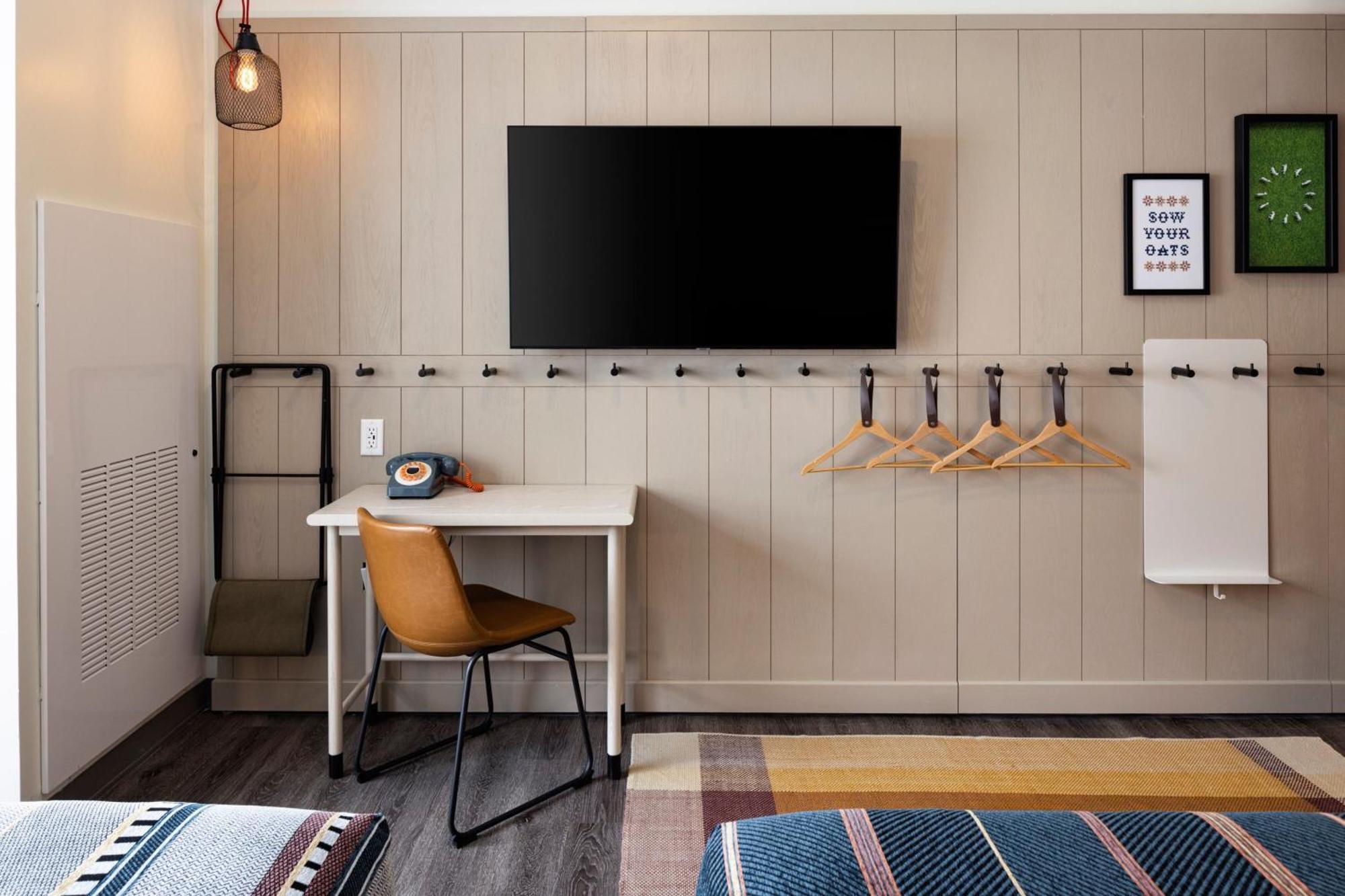Hotel Moxy Omaha Downtown Extérieur photo